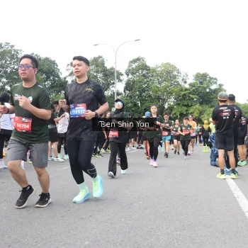 Runner Photo 3861272