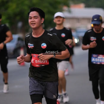 Runner Photo 3861342