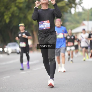 Runner Photo 3861396