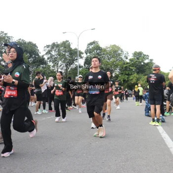 Runner Photo 3861570