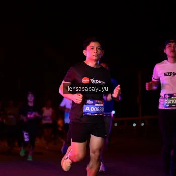 Runner Photo 3861715