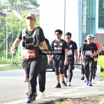 Runner Photo 3861899