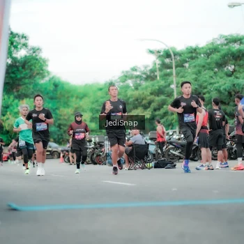 Runner Photo 3862063