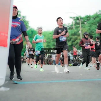 Runner Photo 3862136