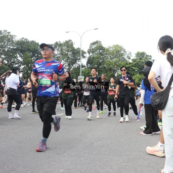 Runner Photo 3862159