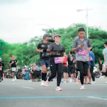 Runner Photo 3862168