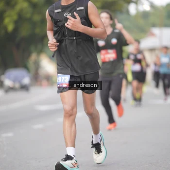 Runner Photo 3862216