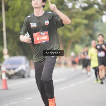 Runner Photo 3862260