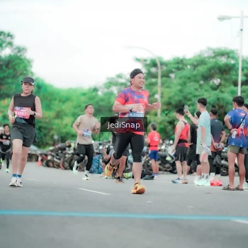 Runner Photo 3862279