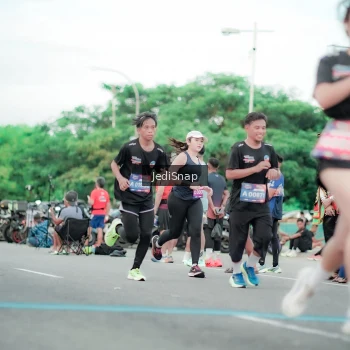 Runner Photo 3862343