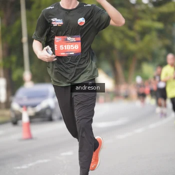 Runner Photo 3862384