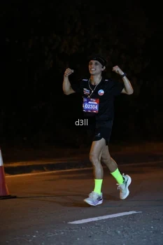 Runner Photo 3862465