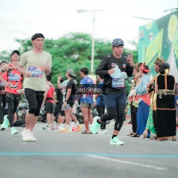Runner Photo 3862565