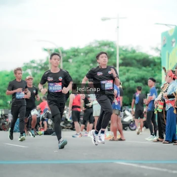 Runner Photo 3862578