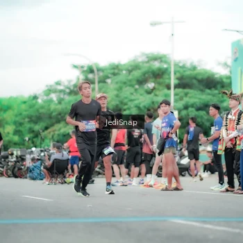 Runner Photo 3862613