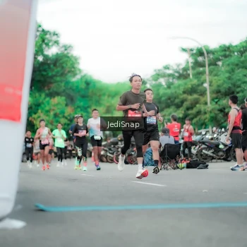 Runner Photo 3862631