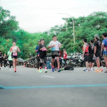 Runner Photo 3862654