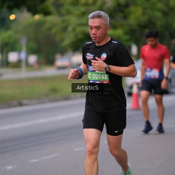 Runner Photo 3862656
