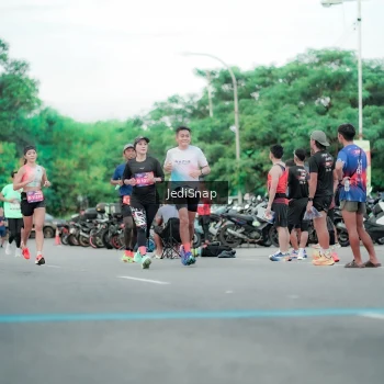Runner Photo 3862680