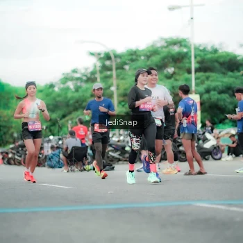 Runner Photo 3862710