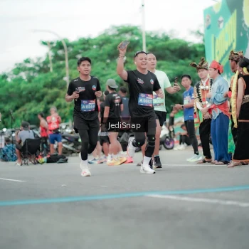 Runner Photo 3862747
