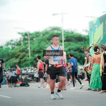 Runner Photo 3862773