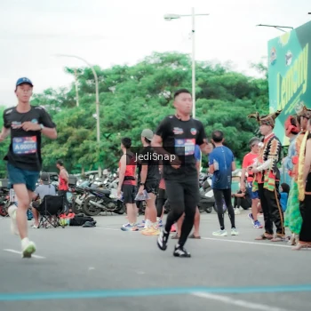 Runner Photo 3862786