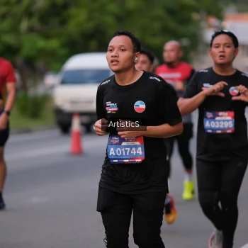 Runner Photo 3862837