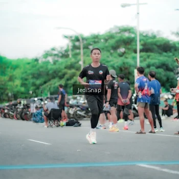 Runner Photo 3862866
