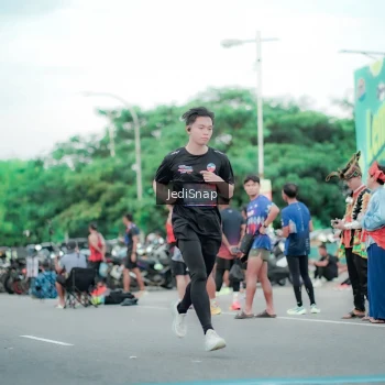 Runner Photo 3862887