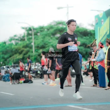 Runner Photo 3862892