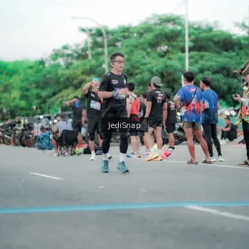 Runner Photo 3862923