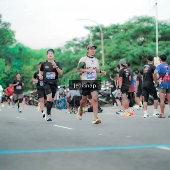 Runner Photo 3862943