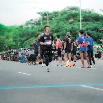 Runner Photo 3862954