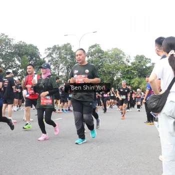 Runner Photo 3862955
