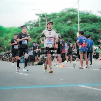 Runner Photo 3862963