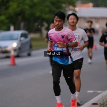Runner Photo 3862976