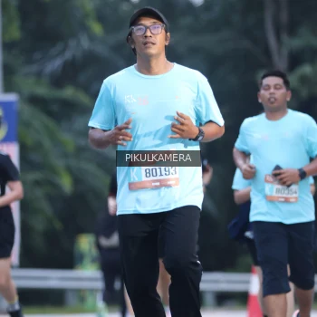 Runner Photo 3862996