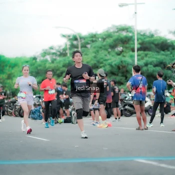 Runner Photo 3863014