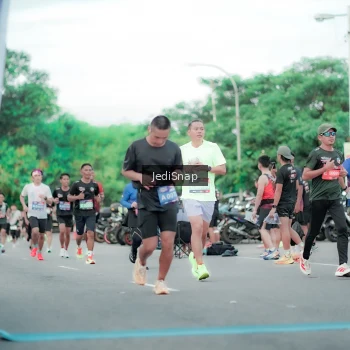 Runner Photo 3863054