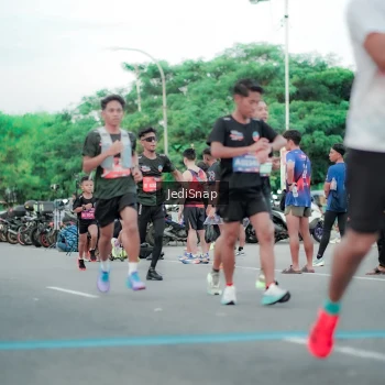 Runner Photo 3863121