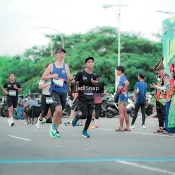 Runner Photo 3863185