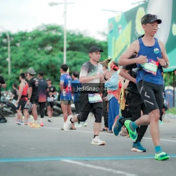 Runner Photo 3863210