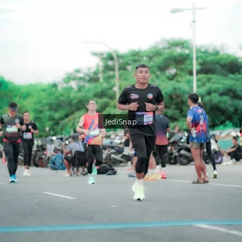 Runner Photo 3863268