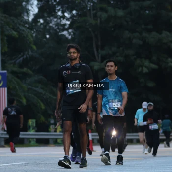 Runner Photo 3863333