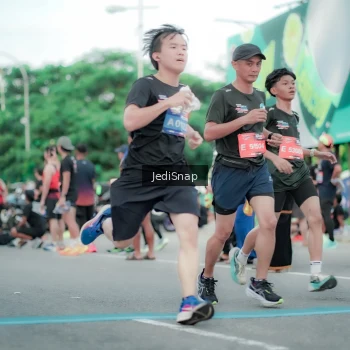 Runner Photo 3863396
