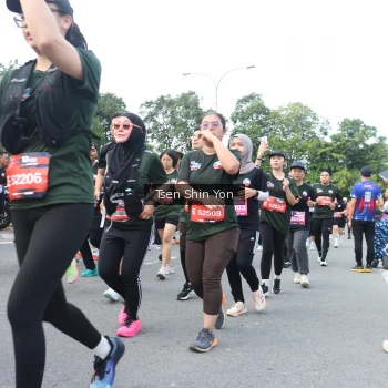 Runner Photo 3863690