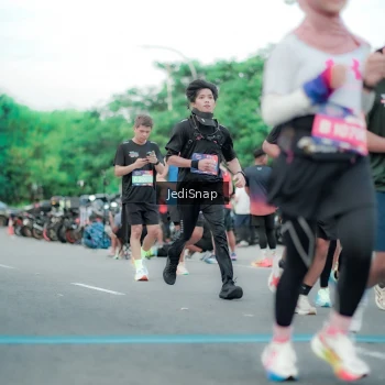 Runner Photo 3863734