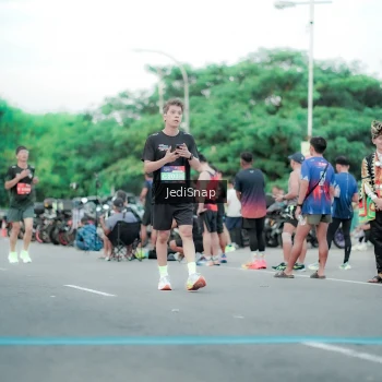 Runner Photo 3863737