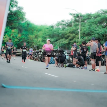 Runner Photo 3863838